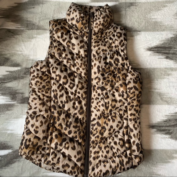 💕 Cheetah puffer vest - Picture 2 of 5